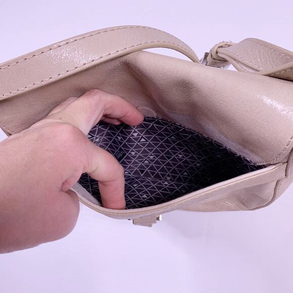 Botkier Trigger Saddle Crossbody Leather Bag Blush Pink Beige Stud 37730470 - Picture 7 of 11